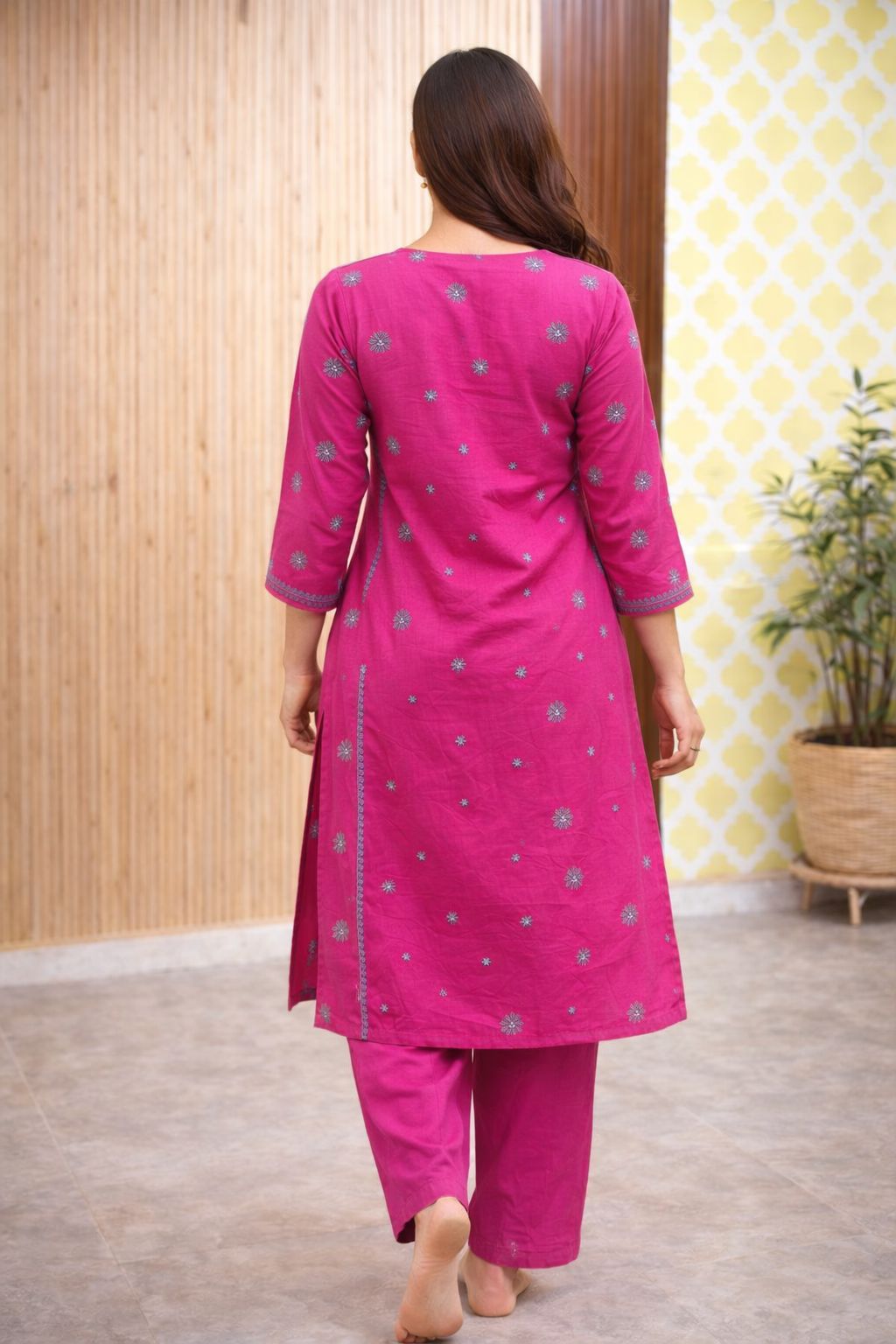 Women Pink DobbyFabirc Kurta Set