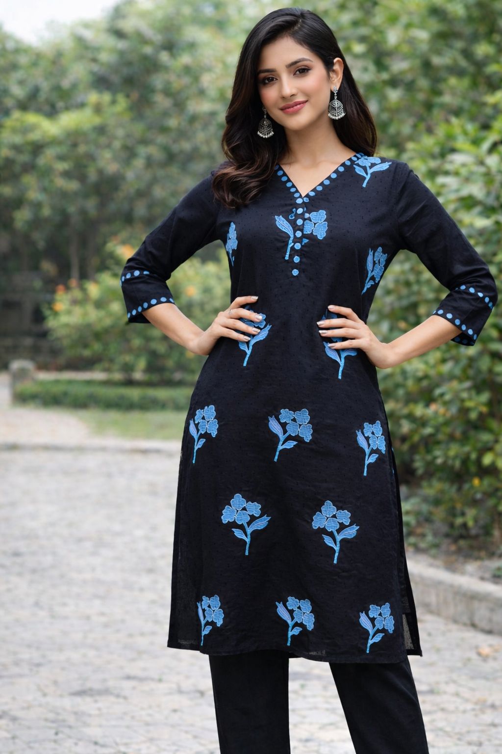 Women Black Dobby Fabric Kurta