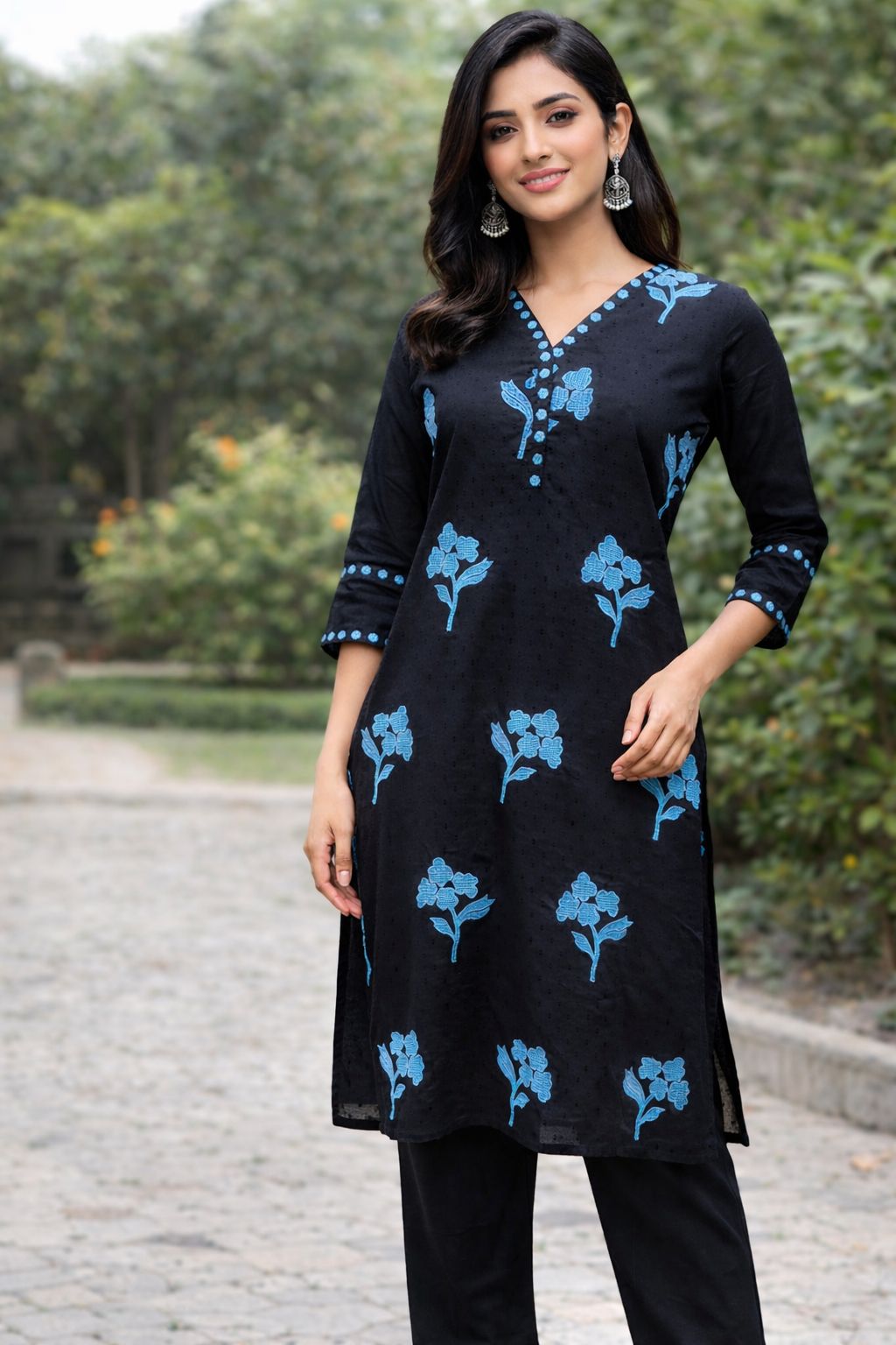Women Black Dobby Fabric Kurta