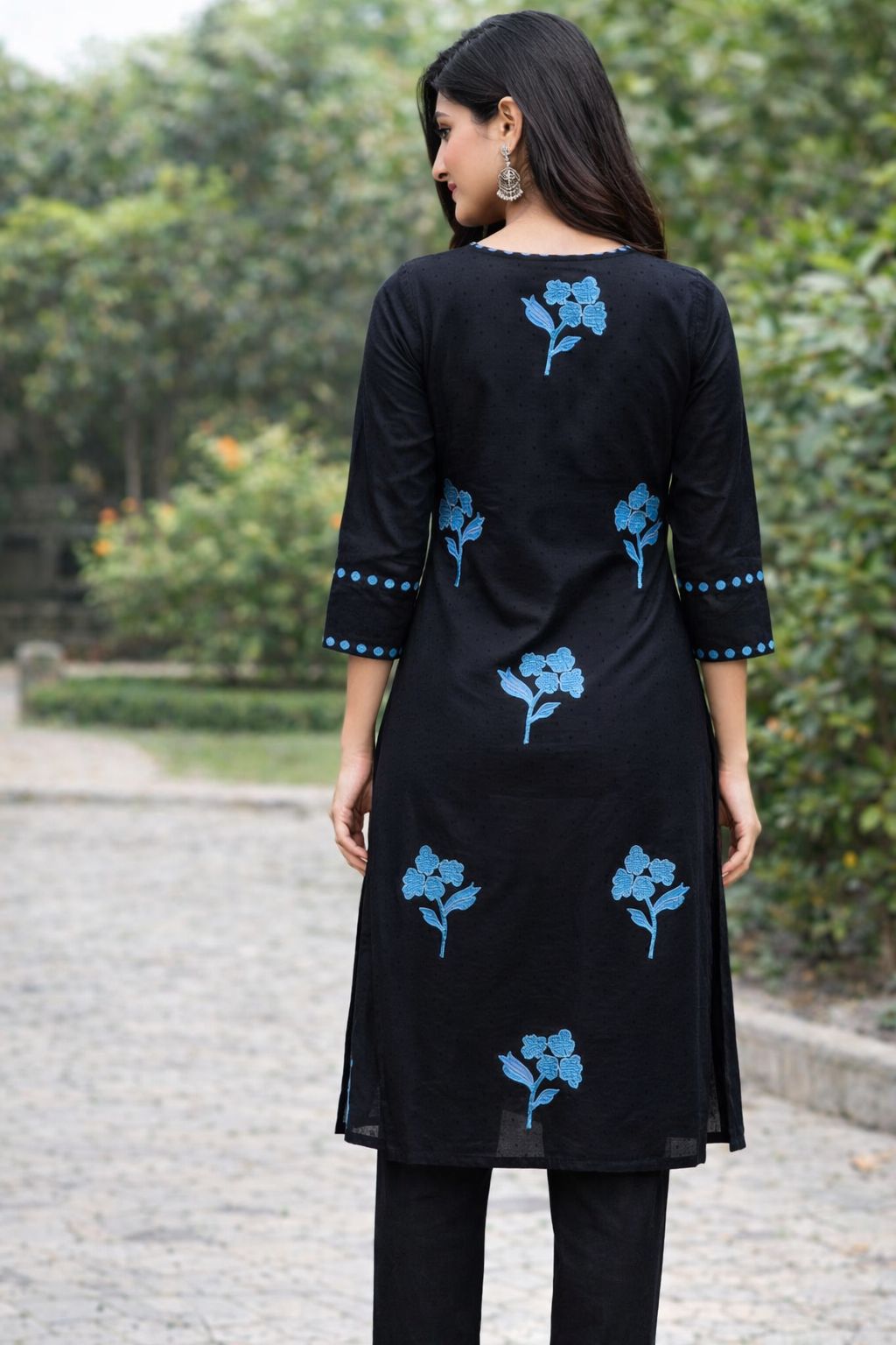Women Black Dobby Fabric Kurta