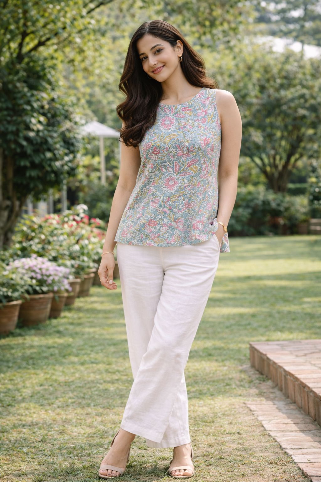 Women  Blue floral top